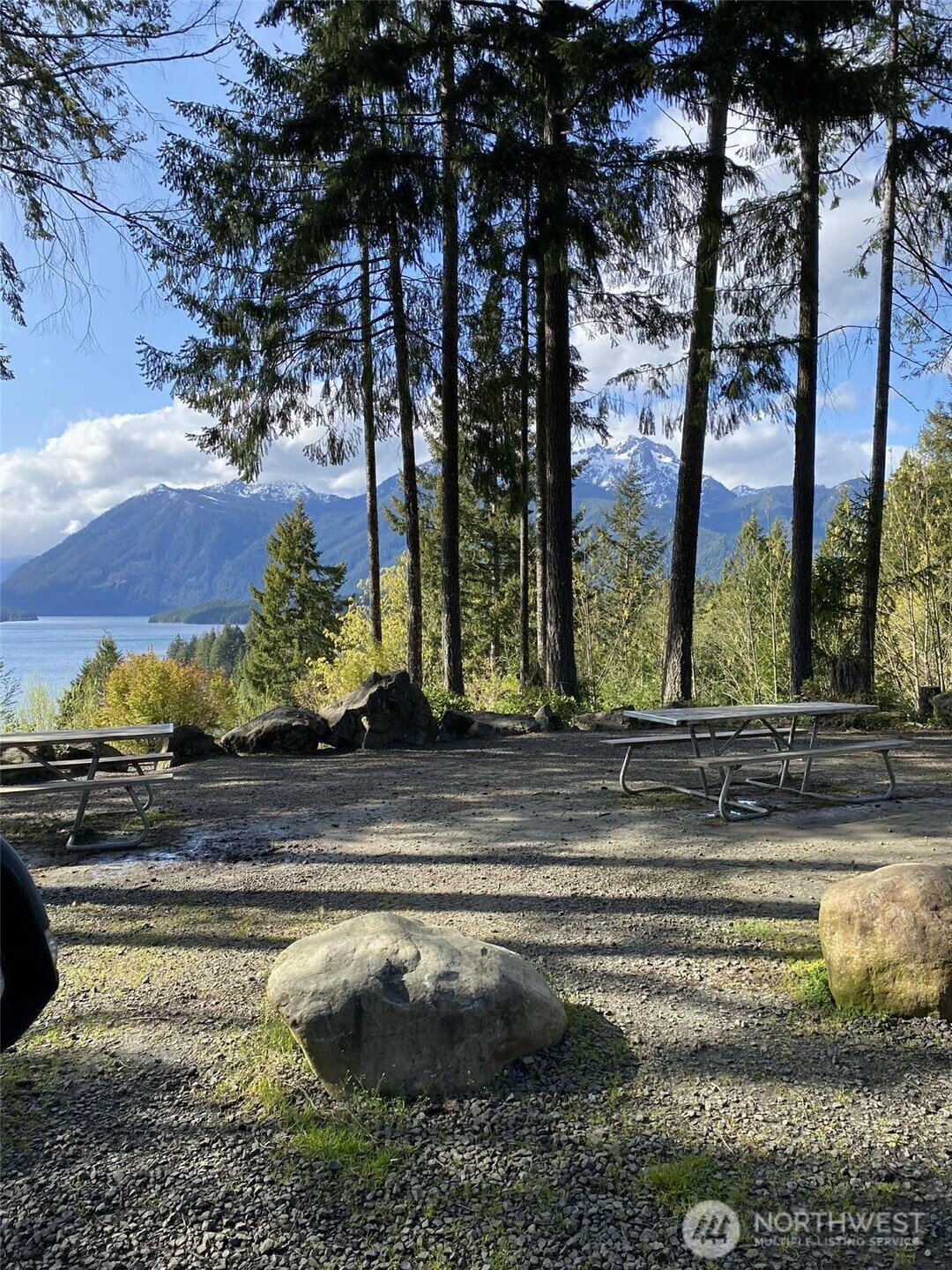 411 N Mount Seattle Way Hoodsport WA 98548