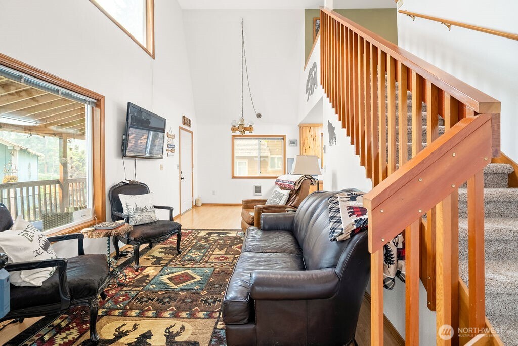 411 N Mount Seattle Way Hoodsport WA 98548