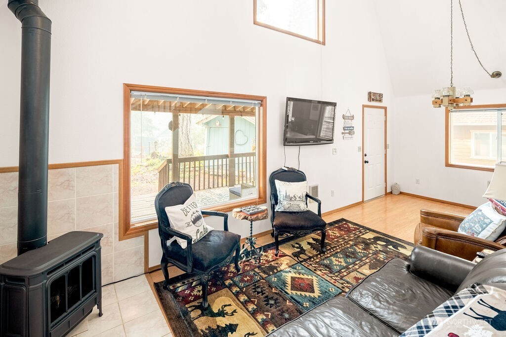 411 N Mount Seattle Way Hoodsport WA 98548