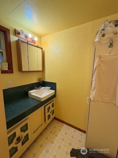 6105 Sunnyslope SW Port Orchard WA 98367