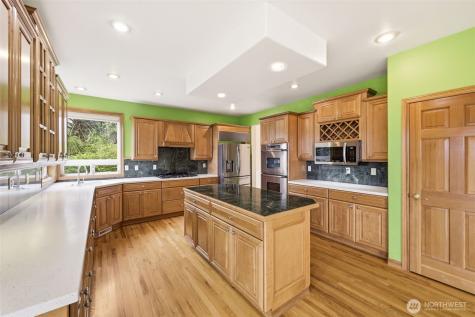 1104 V Street NW Auburn WA 98001