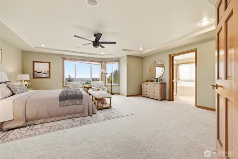 1104 V Street NW Auburn WA 98001