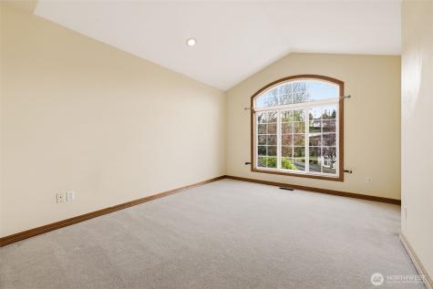 1104 V Street NW Auburn WA 98001