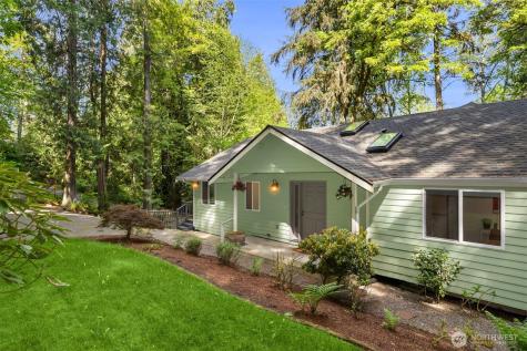 26540 Edgewater Boulevard NW Poulsbo WA 98370