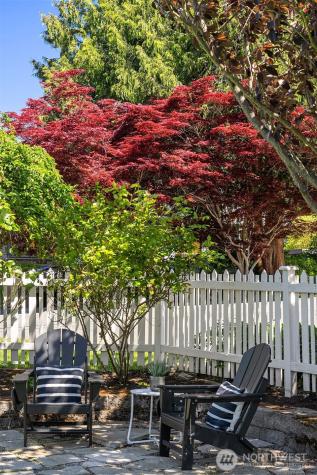 9757 2nd Avenue NW Seattle WA 98117