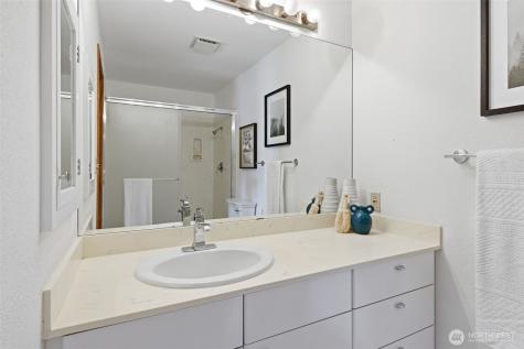 5113 19th Avenue S Seattle WA 98108