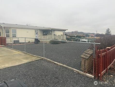 34 N Ginko Street Soap Lake WA 98851