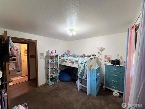 101 Edgewood Avenue Elma WA 98541