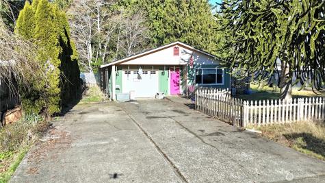 101 Edgewood Avenue Elma WA 98541