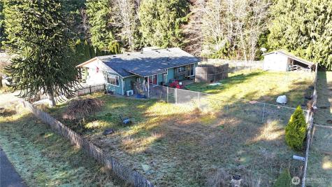 101 Edgewood Avenue Elma WA 98541