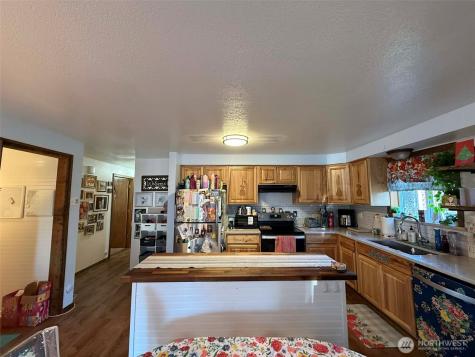 101 Edgewood Avenue Elma WA 98541