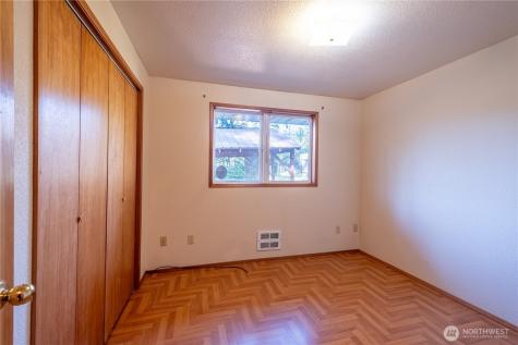 4587 Siesta Place Oak Harbor WA 98277