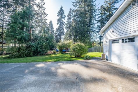 4587 Siesta Place Oak Harbor WA 98277