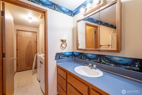 4587 Siesta Place Oak Harbor WA 98277