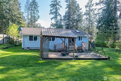 4587 Siesta Place Oak Harbor WA 98277
