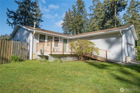 4587 Siesta Place Oak Harbor WA 98277