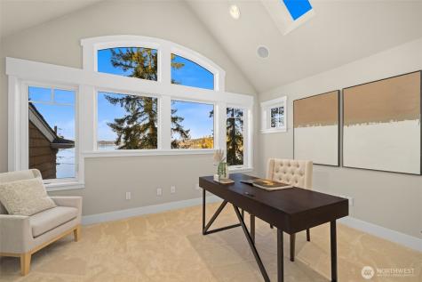 18021 SE 40th Place Bellevue WA 98008