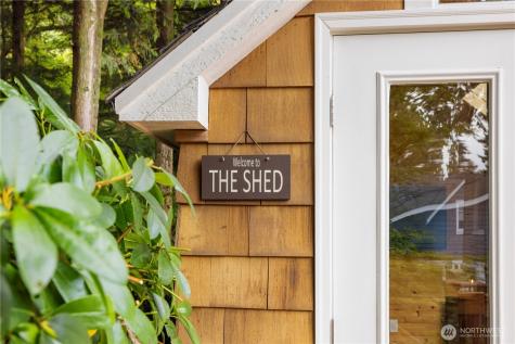 18021 SE 40th Place Bellevue WA 98008