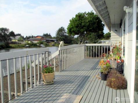 255 Canal Drive NE Ocean Shores WA 98569
