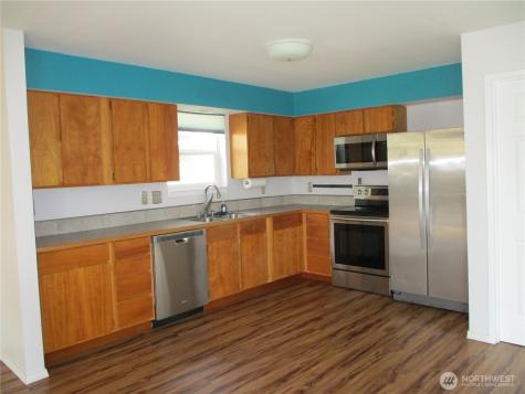 255 Canal Drive NE Ocean Shores WA 98569