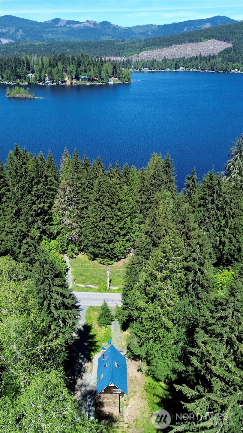33474 South Shore Drive Mount Vernon WA 98274