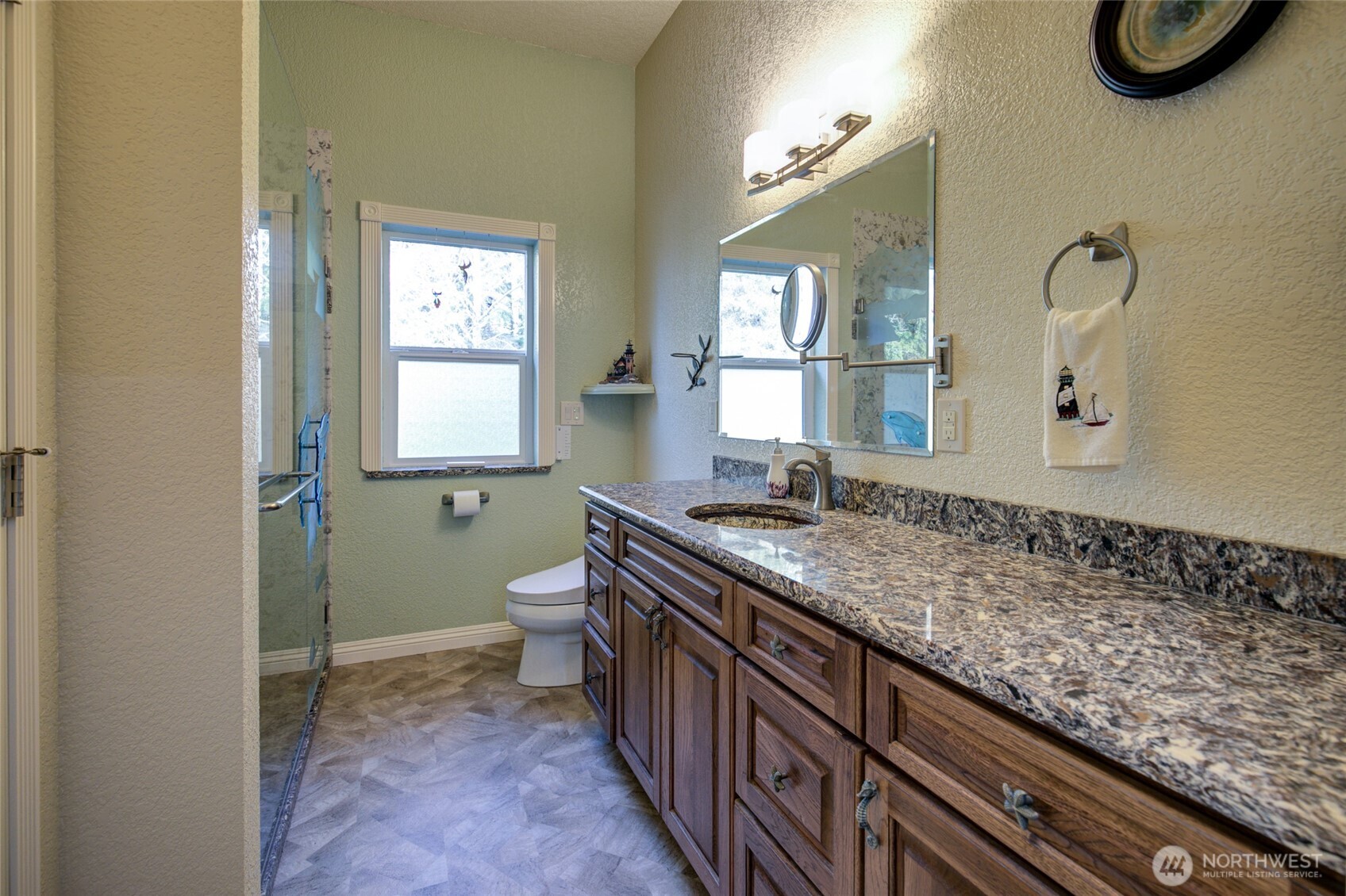 2696 State Route 109 Ocean Shores WA 98569