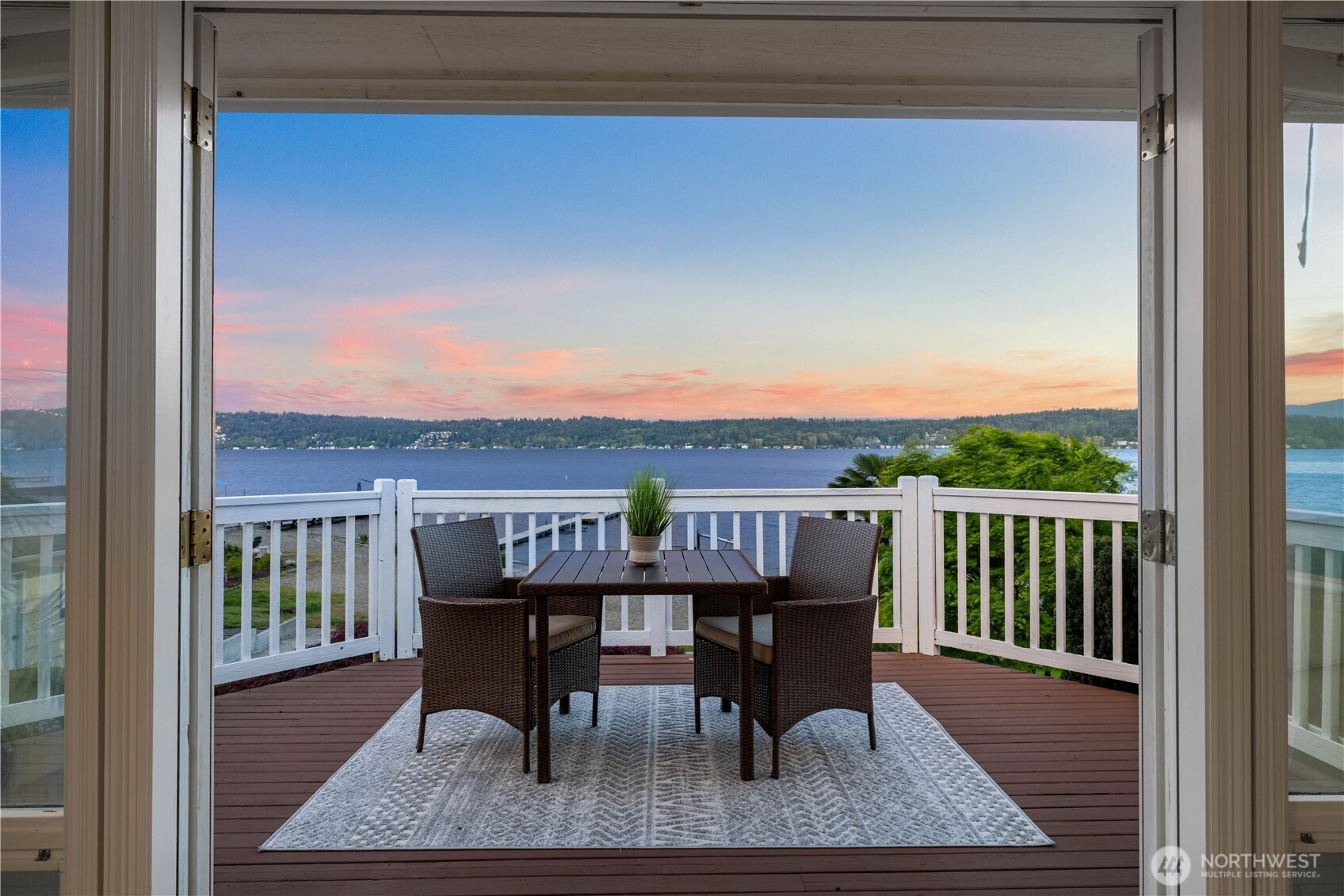 408 W Lake Sammamish Parkway SE Bellevue WA 98008