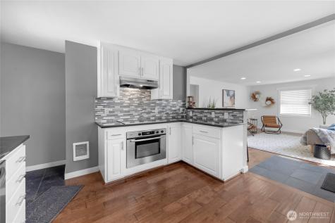 6315 W Beech Street Everett WA 98203