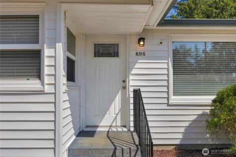 6315 W Beech Street Everett WA 98203