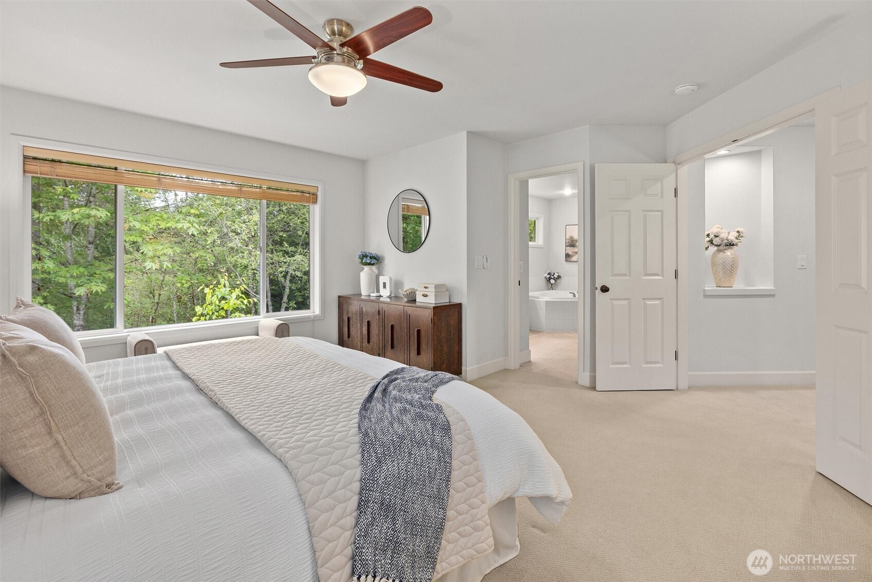 1021 271st Avenue SE Sammamish WA 98075