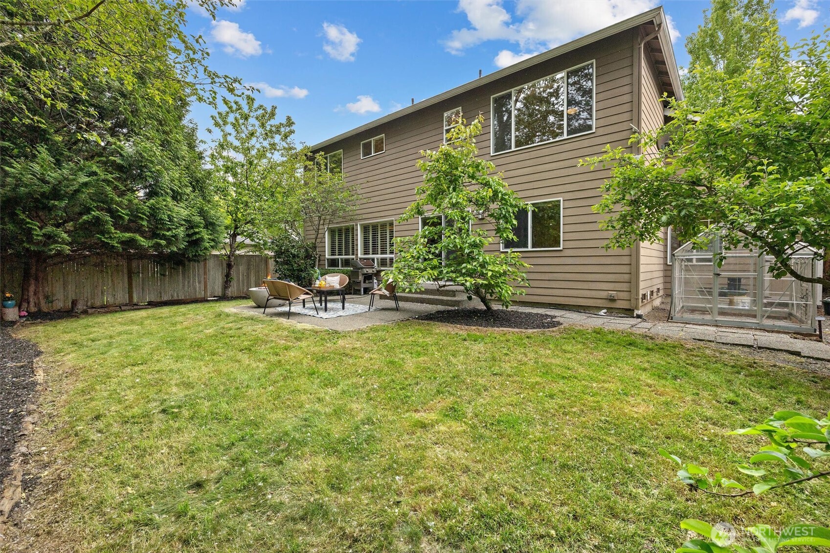 1021 271st Avenue SE Sammamish WA 98075