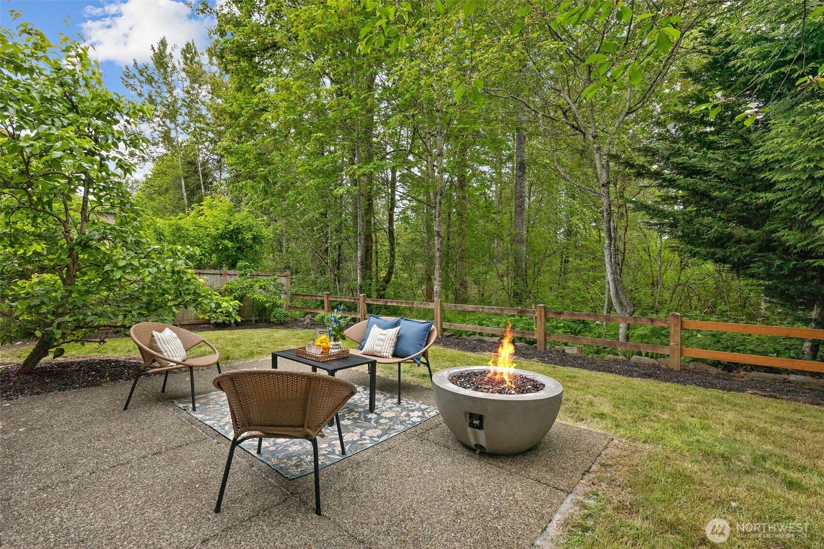 1021 271st Avenue SE Sammamish WA 98075