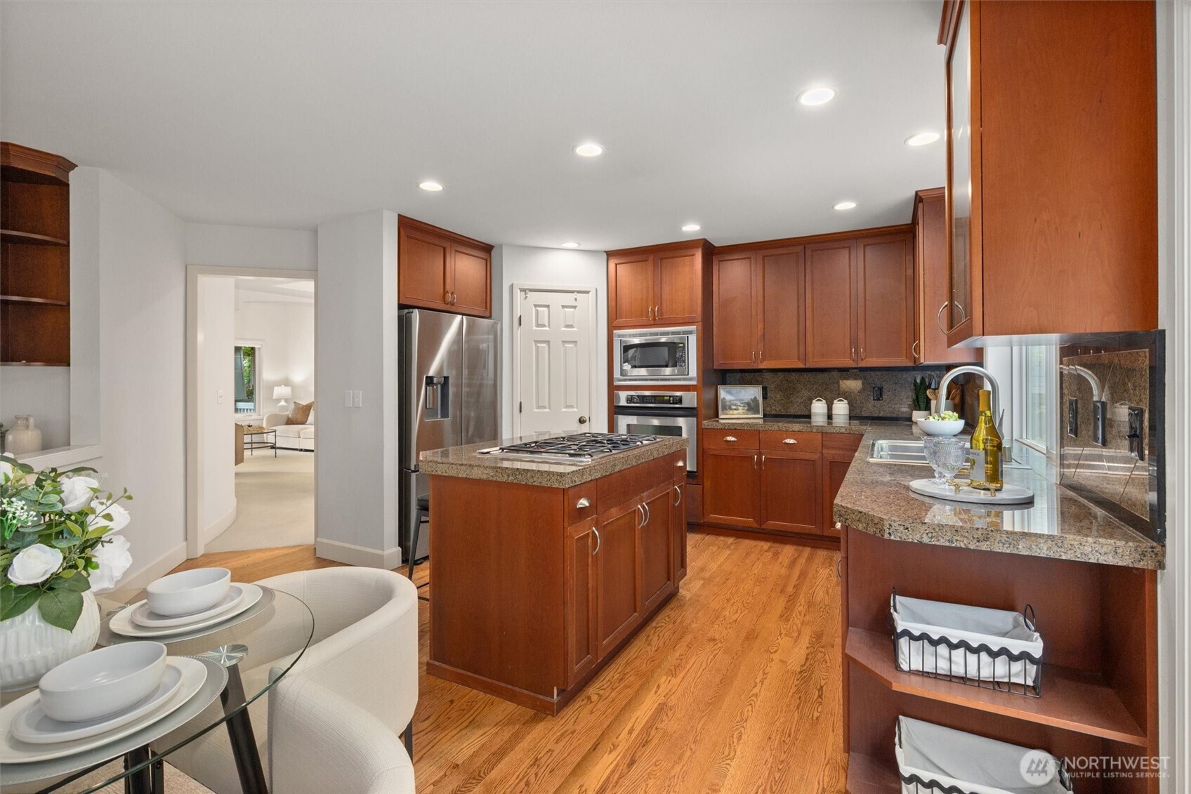1021 271st Avenue SE Sammamish WA 98075