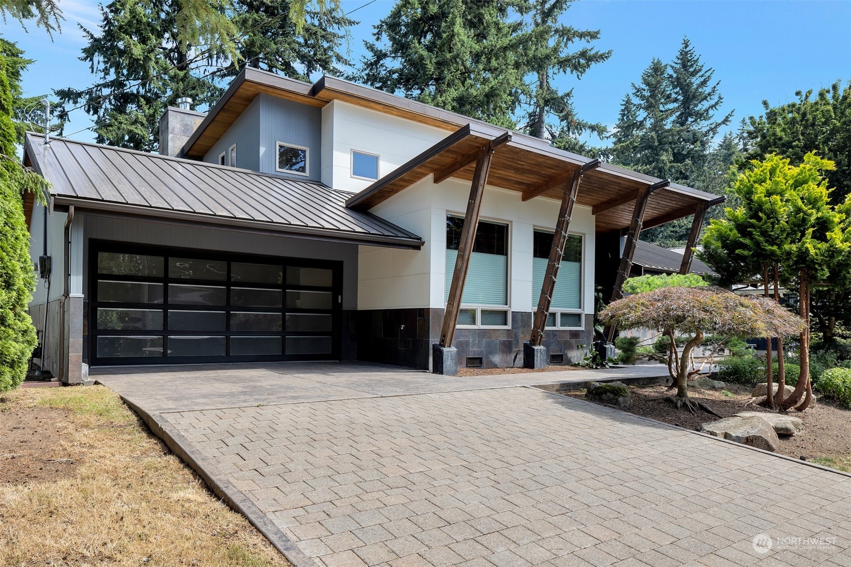 16546 Ne 99th Street Redmond WA 98052