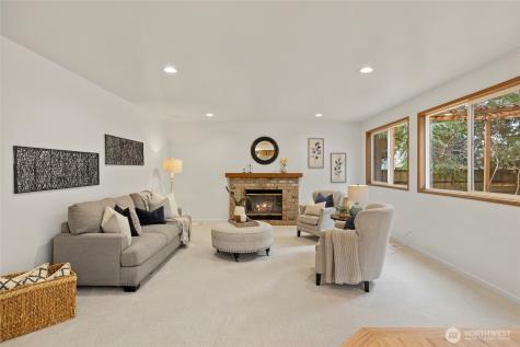 2064 Hoquiam Court NE Renton WA 98059