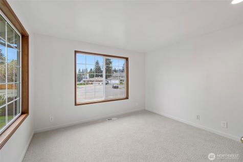 2064 Hoquiam Court NE Renton WA 98059