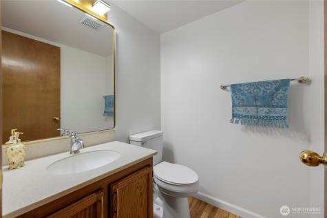 2064 Hoquiam Court NE Renton WA 98059