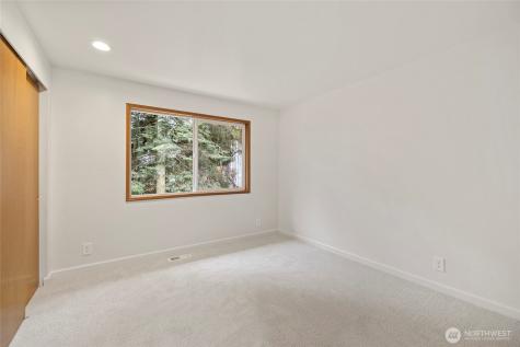 2064 Hoquiam Court NE Renton WA 98059