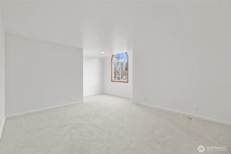 2064 Hoquiam Court NE Renton WA 98059