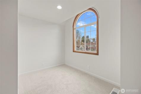 2064 Hoquiam Court NE Renton WA 98059