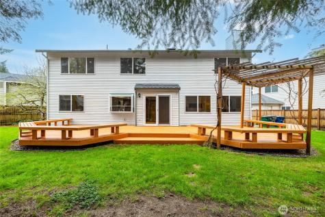 2064 Hoquiam Court NE Renton WA 98059