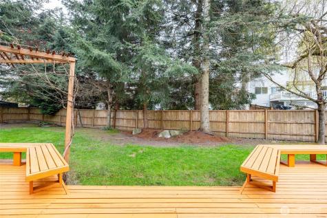 2064 Hoquiam Court NE Renton WA 98059