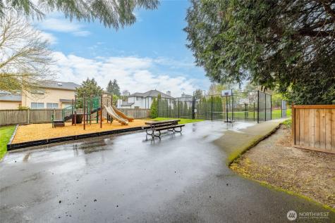 2064 Hoquiam Court NE Renton WA 98059