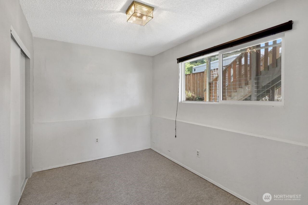 1129 37th Street Bellingham WA 98229