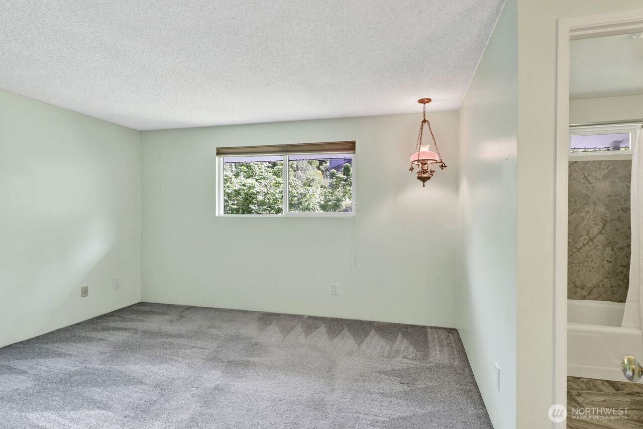 1129 37th Street Bellingham WA 98229