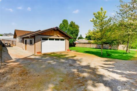 12215 34th Street Ct E Edgewood WA 98372