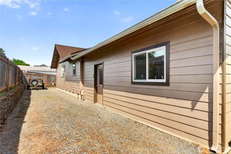 12215 34th Street Ct E Edgewood WA 98372