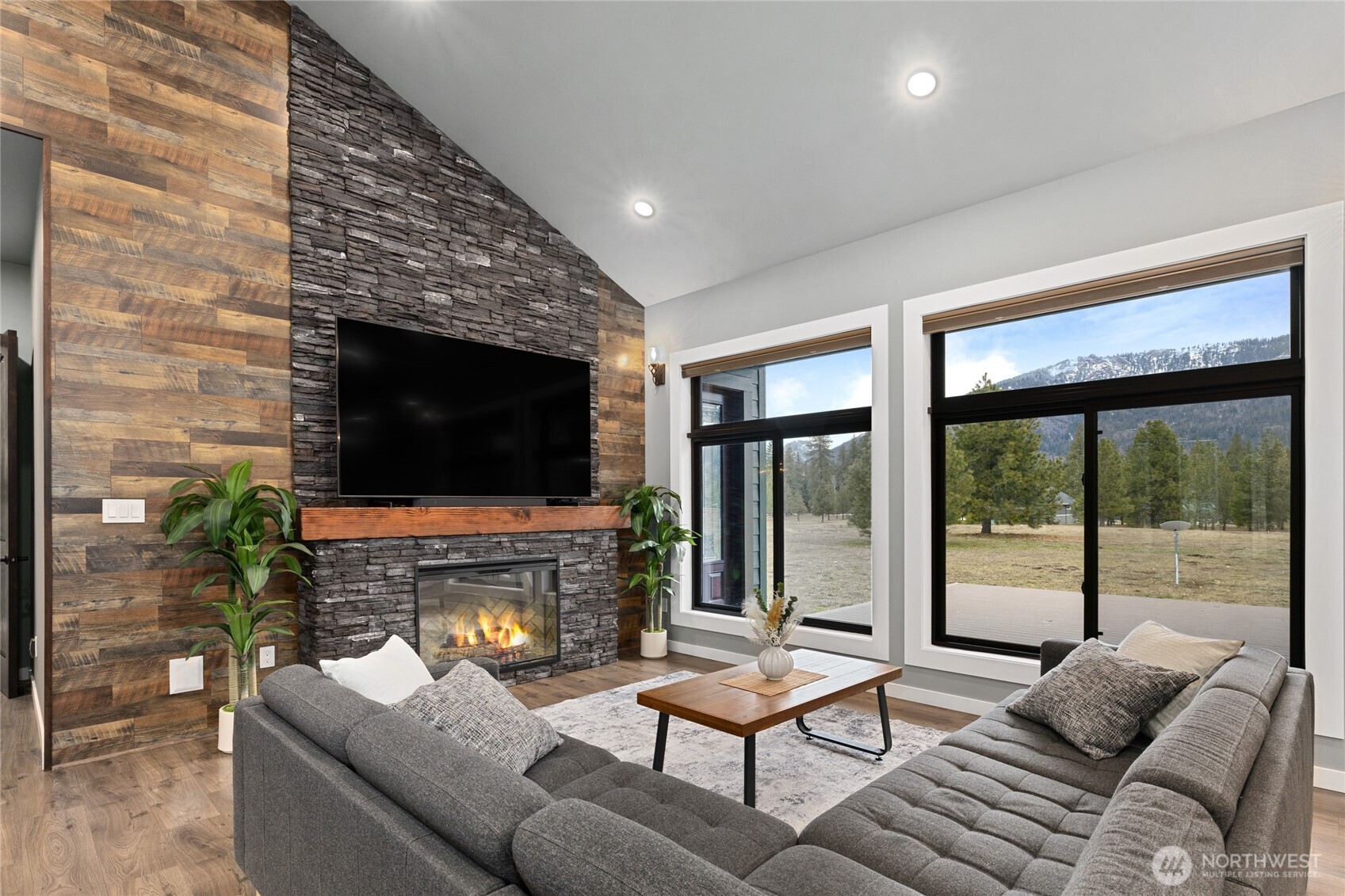 1550 Old Cedars Road Cle Elum WA 98922