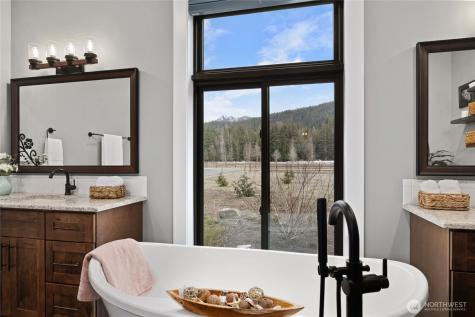 1550 Old Cedars Road Cle Elum WA 98922
