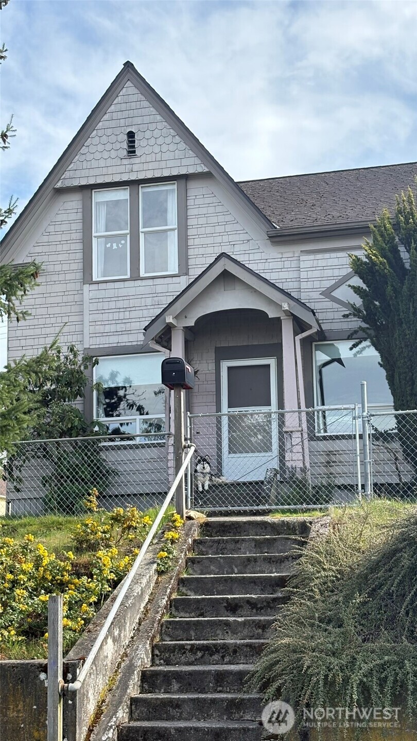 502 E Wright Avenue Tacoma WA 98404